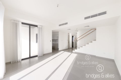 Снять в аренду виллу в Дубай Хилс Эстейт, Дубай: 3 спальни, 203м², № 90903 - фото 18