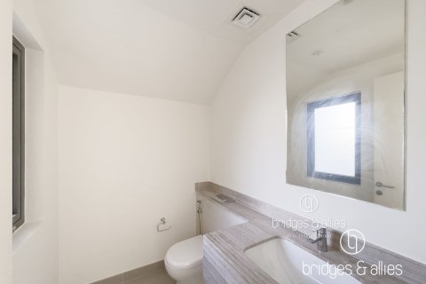 Снять в аренду виллу в Дубай Хилс Эстейт, Дубай: 3 спальни, 203м², № 90903 - фото 11