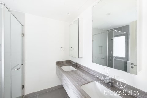 Снять в аренду виллу в Дубай Хилс Эстейт, Дубай: 3 спальни, 203м², № 90903 - фото 23