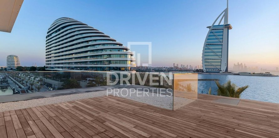 Villa en Jumeirah 3, Jumeirah, Dubai, 6 dormitorios, 849.78 m², № 125343