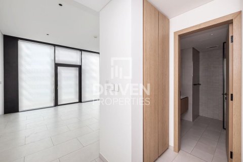 Appartement à Marquise Square Tower, Business Bay, Dubai, studio, 57.23 m², № 137295 - photo 2