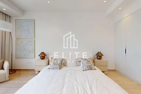 Villa in Al Barari, Dubai 4 bedrooms, 459 sq.m. № 121735 - photo 17