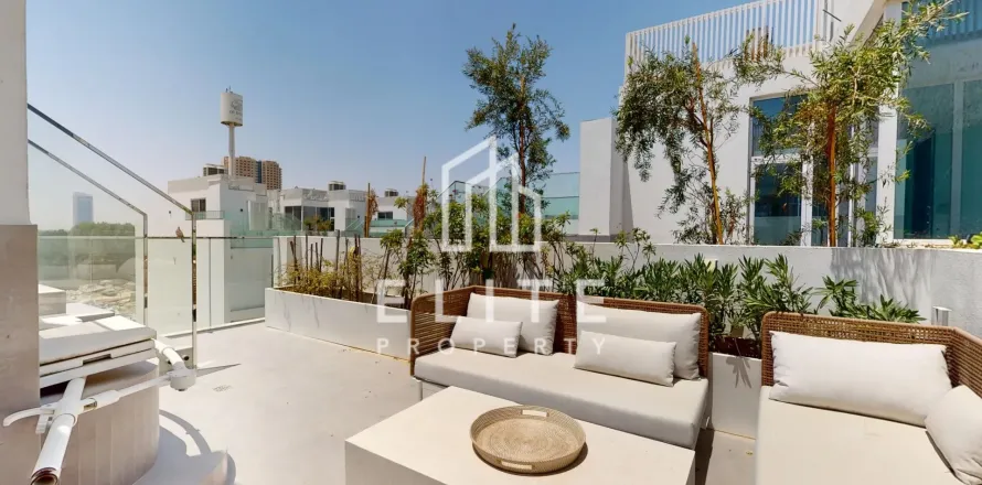 Villa in Al Barari, Dubai 4 bedrooms, 459 sq.m. № 121735