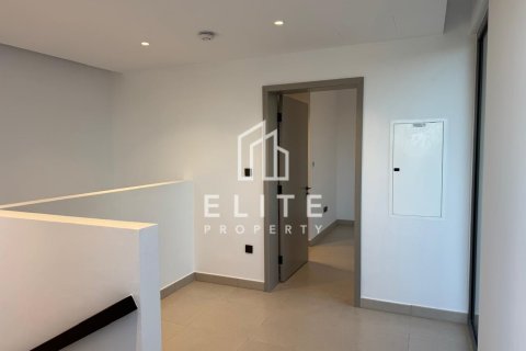 Villa in Aura, Tilal Al Ghaf, Dubai 5 bedrooms, 256 sq.m. № 121730 - photo 8