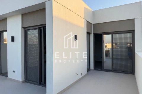 Villa in Aura, Tilal Al Ghaf, Dubai 5 bedrooms, 256 sq.m. № 121730 - photo 13