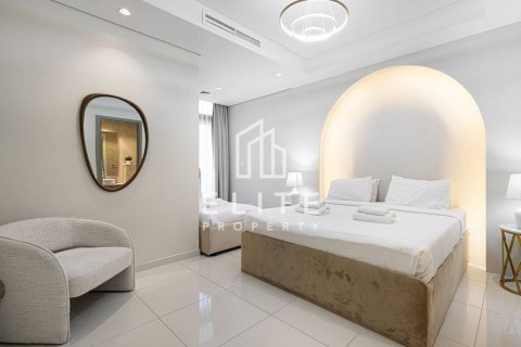 Apartment in Paramount Tower Hotel & Residences, Business Bay, Dubai 2 bedrooms, 104 sq.m. № 121733 - photo 12