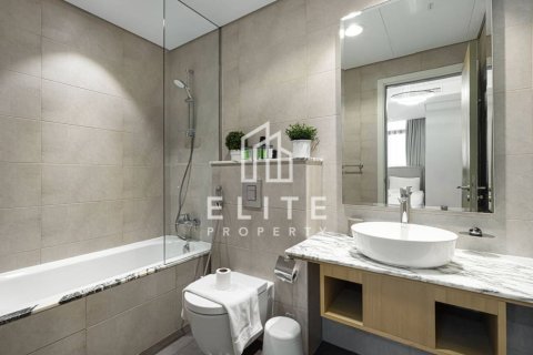 Apartment in Paramount Tower Hotel & Residences, Business Bay, Dubai 2 bedrooms, 104 sq.m. № 121733 - photo 23