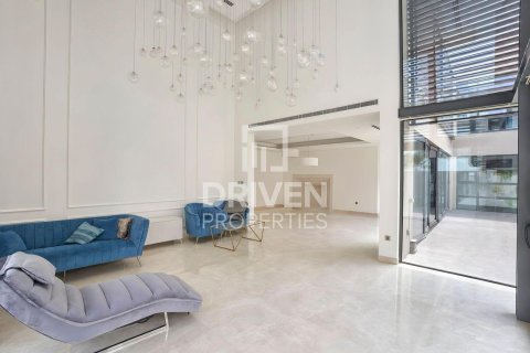 Villa in Sobha Hartland, Mohammed Bin Rashid City, Dubai 4 bedrooms, 559.09 sq.m. № 128238 - photo 3