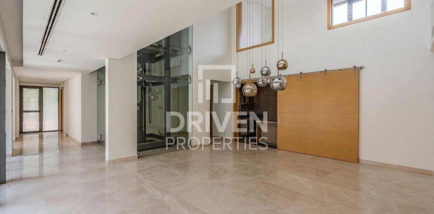 Villa in Sobha Hartland, Mohammed Bin Rashid City, Dubai 5 bedrooms, 745.83 sq.m. № 128239