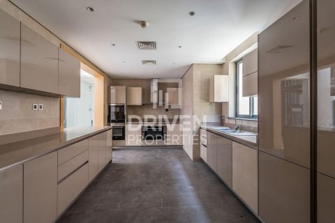 Villa in Sobha Hartland, Mohammed Bin Rashid City, Dubai 5 bedrooms, 745.83 sq.m. № 128239 - photo 4