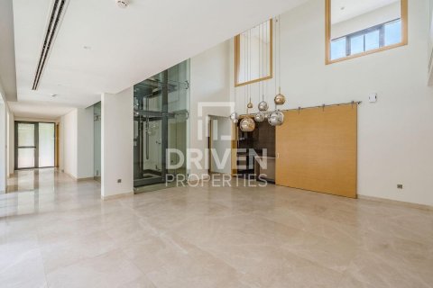 Villa in Sobha Hartland, Mohammed Bin Rashid City, Dubai 5 bedrooms, 745.83 sq.m. № 128239 - photo 18