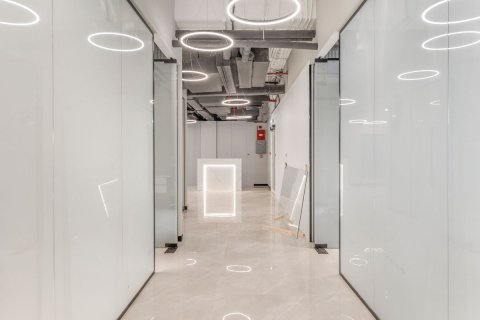 Office in Executive Towers, Business Bay, Dubai 188 sq.m. № 8581 - photo 15