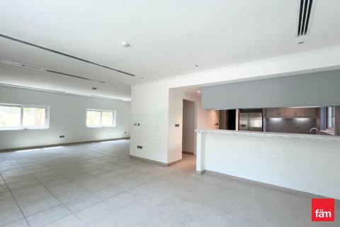 Villa in Dubai 3 bedrooms, 547.1 sq.m. № 50785 - photo 19