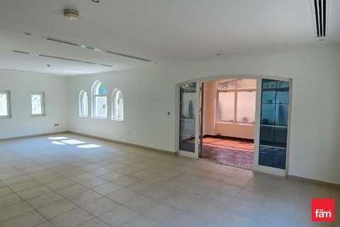 Villa in Dubai 3 bedrooms, 547.1 sq.m. № 50785 - photo 23