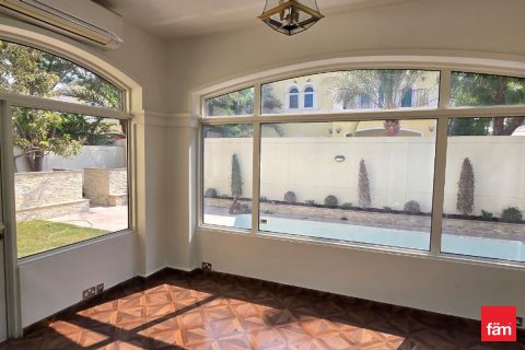 Villa in Dubai 3 bedrooms, 547.1 sq.m. № 50785 - photo 29