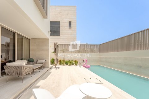 Купить таунхаус в Meydan, Дубай: 3 спальни, 311м², № 72878 - фото 14