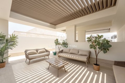 Купить таунхаус в Meydan, Дубай: 3 спальни, 311м², № 72878 - фото 16