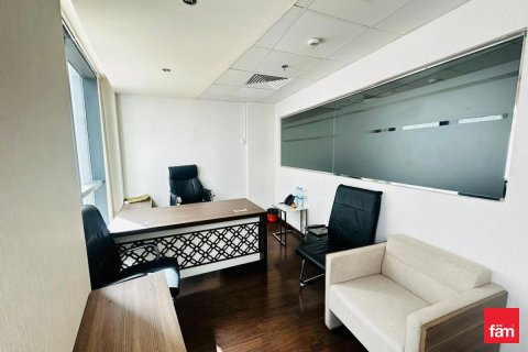 Офис в Бизнес-Бэе, Дубай, 91.8м², № 109713