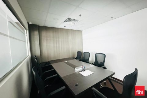 Снять в аренду офис в Бизнес-Бэе, Дубай: 91.8м², № 109713 - фото 6