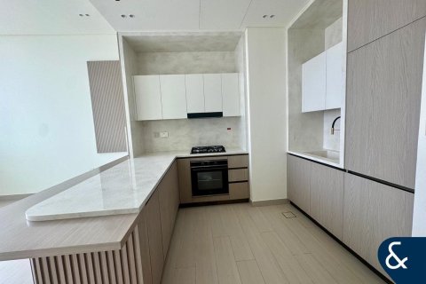 Снять в аренду квартиру в Джумейра Вилладж Серкл, Дубай: 1 спальня, 75м², № 91453 - фото 3