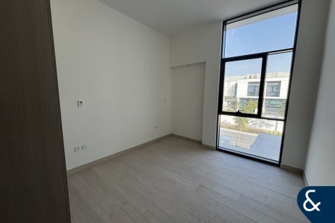 Adosado en Al Furjan, Dubai, 3 dormitorios, 238 m², № 91458 - foto 11