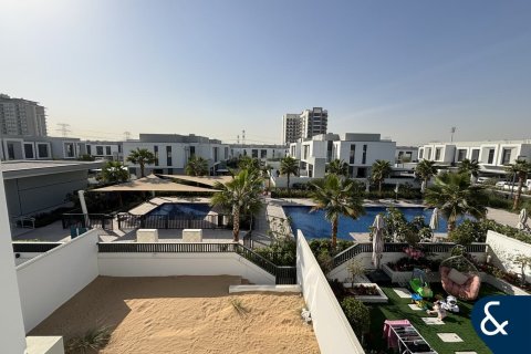 Adosado en Al Furjan, Dubai, 3 dormitorios, 238 m², № 91458 - foto 18