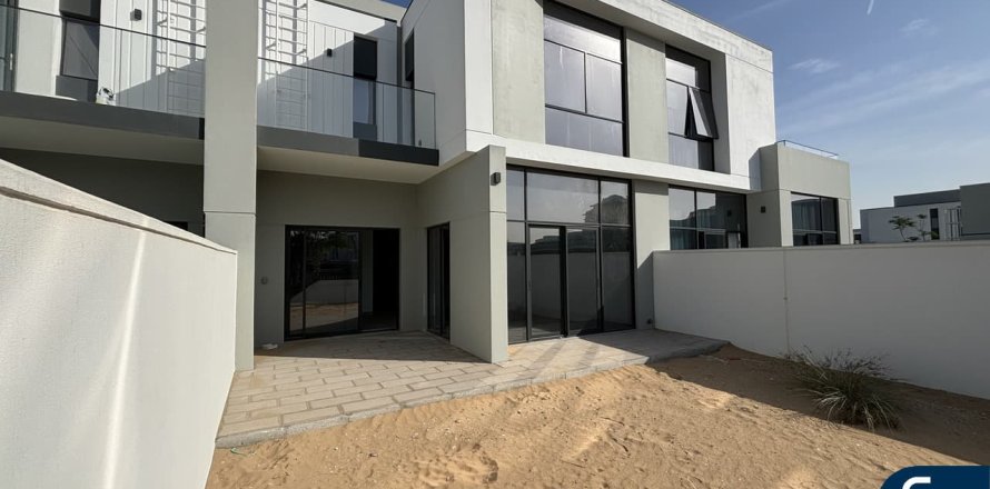 Adosado en Al Furjan, Dubai, 3 dormitorios, 238 m², № 91458