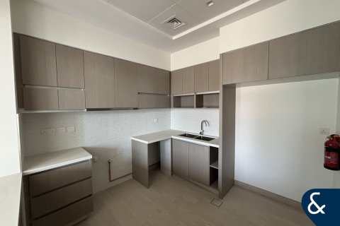 Adosado en Al Furjan, Dubai, 3 dormitorios, 238 m², № 91458 - foto 4