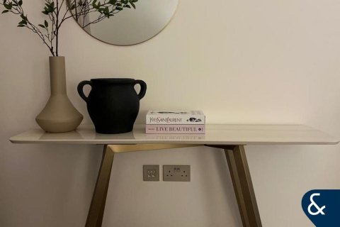 Снять в аренду квартиру в Джумейра Вилладж Серкл, Дубай: 1 спальня, 75м², № 91457 - фото 8