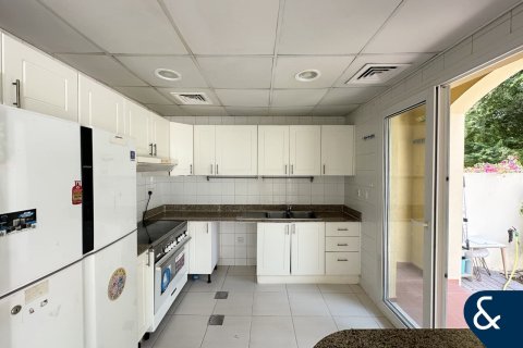 Снять в аренду виллу в Springs 8, The Springs, Дубай: 3 спальни, 228м², № 91456 - фото 4