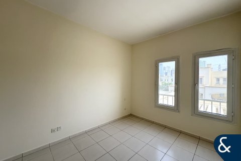 Снять в аренду виллу в Springs 8, The Springs, Дубай: 3 спальни, 228м², № 91456 - фото 12