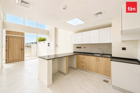 Townhouse in Dubai 2 bedrooms, 79.3 sq.m. № 119055 - photo 4