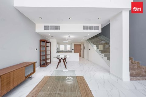 Villa à Dubai, 2 chambres, 101.4 m², № 40957 - photo 6