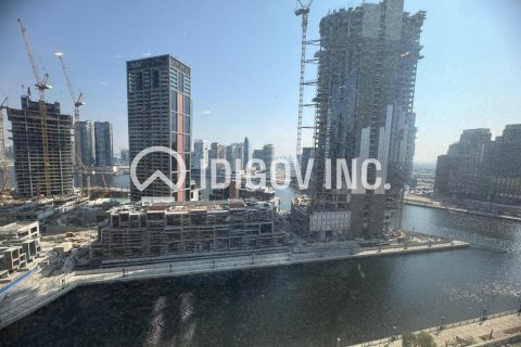 Снять в аренду офис в Бизнес-Бэе, Дубай: 89м², № 38185 - фото 1