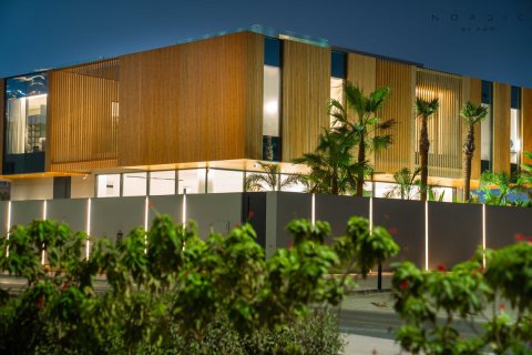 Villa in Al Wasl, Dubai 6 bedrooms, 994.3 sq.m. № 93532