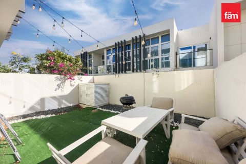 Villa in Dubai 3 bedrooms, 151.9 sq.m. № 93541 - photo 15