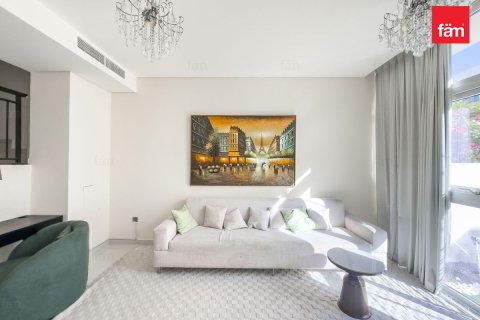 Villa in Dubai 3 bedrooms, 151.9 sq.m. № 93541 - photo 4