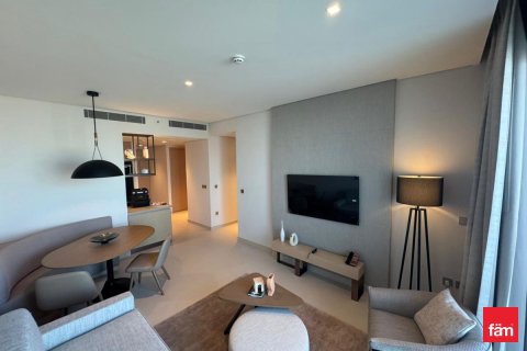 Купить квартиру в Даунтаун Дубай (Даунтаун Бурдж Дубай), Дубай: 2 спальни, 111.2м², № 93538 - фото 4