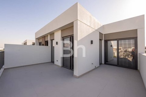 Villa in Tilal Al Ghaf, Dubai 4 bedrooms, 317 sq.m. № 24245 - photo 2