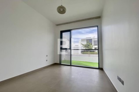 Снять в аренду виллу в Дубай Хилс Эстейт, Дубай: 5 спален, 680м², № 24244 - фото 4