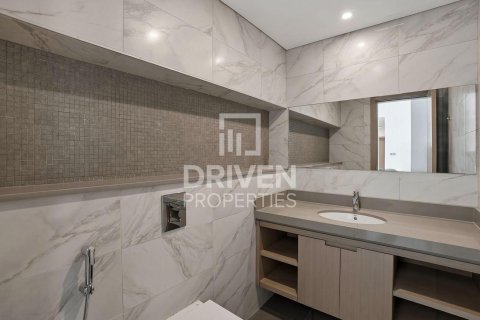 Appartement à Al Satwa, Dubai, 2 chambres, 163.04 m², № 129772 - photo 2