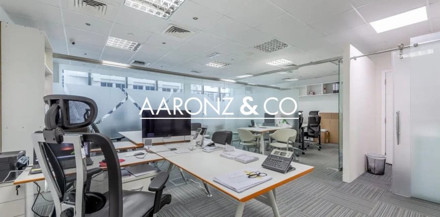 Oficina en Bayswater, Business Bay, Dubai, 77 m², № 84343