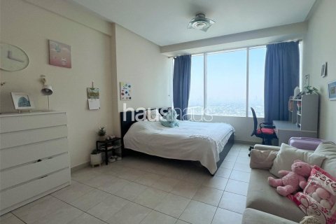 Apartment in Jumeirah Lake Towers, Dubai 2 bedrooms, 187 sq.m. № 44588 - photo 19