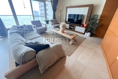 Apartment in Jumeirah Lake Towers, Dubai 2 bedrooms, 187 sq.m. № 44588 - photo 2