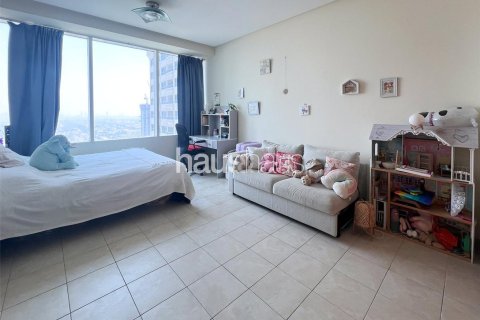 Apartment in Jumeirah Lake Towers, Dubai 2 bedrooms, 187 sq.m. № 44588 - photo 18