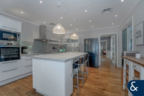 Villa in Green Community West, Green Community, Dubai 4 bedrooms, 404 sq.m. № 88638 - photo 14