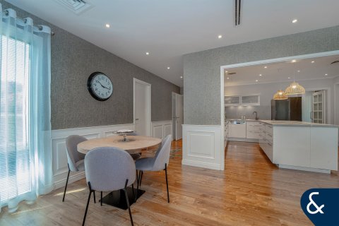 Villa in Green Community West, Green Community, Dubai 4 bedrooms, 404 sq.m. № 88638 - photo 11