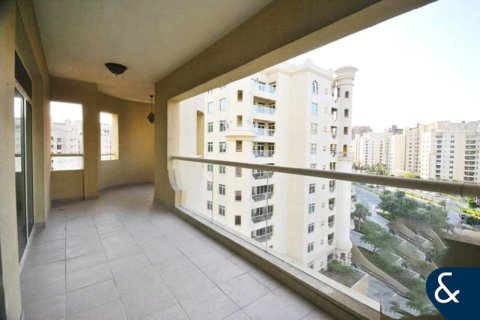 Apartment in Shoreline Apartments, Palm Jumeirah, Dubai 3 bedrooms, 199 sq.m. № 88635 - photo 8