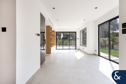 Купить виллу в Springs 12, The Springs, Дубай: 4 спальни, 210м², № 88636 - фото 3