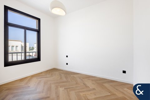 Купить виллу в Springs 12, The Springs, Дубай: 4 спальни, 210м², № 88636 - фото 21